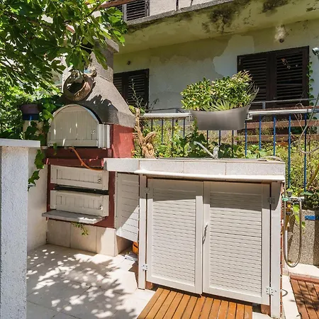 3 Bedroom Amazing Home In Sucuraj Holiday home Sucuraj
